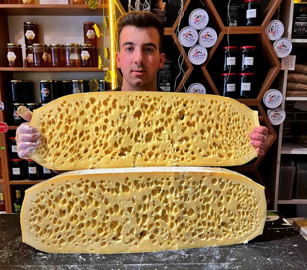 O kentin meşhur peyniri tescillendi: Kilosu 650 TL! Yılda 200 ton üretiliyor, kapış kapış satılıyor 19